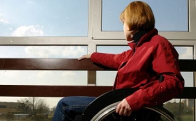 Esclerosis Múltiple, discapacidad en personas jóvenes